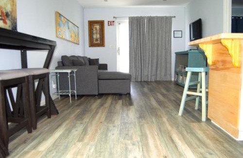 Black Mountain House | Your Henderson Private Retreat with a Full Kitchen