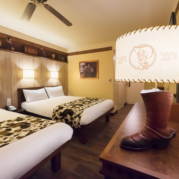 Disney Hotel Cheyenne