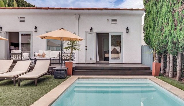 1 Block to Melrose Ave! Bright Home w/Pool