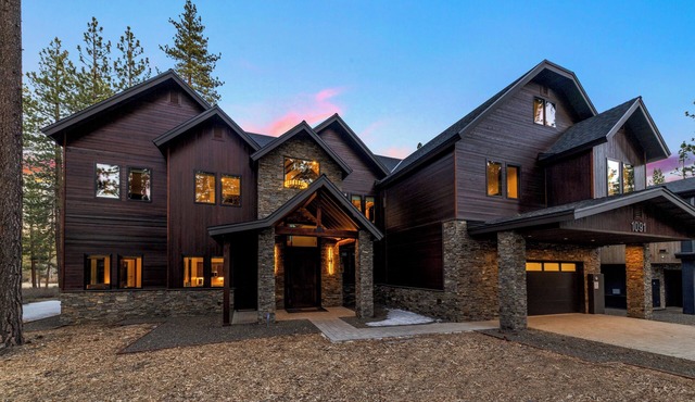 11 bedroom 14 bath Mega Estate with Indoor Pool