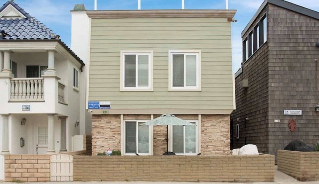 114 31st A | Rare 1 bdr On Peninsula 3 Houses To Sand