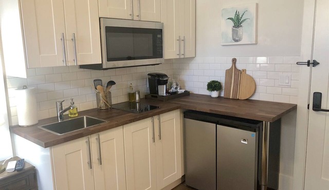 207-Centrally Located Studio Apt. in San Jose City