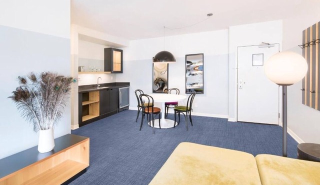 3 Room with Panoramic Views + FREE Breakfast | Unwind in Boutique Beachside