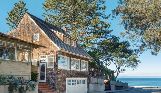 3987 Lovers Point Whitewater Cottage, Bay View!