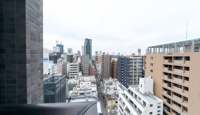 4 consecutive nights plan 5 minutes walk from /Osaka Ōsaka