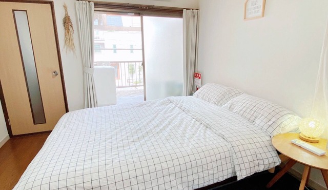 5 minutes by train to Universal Studios and Umeda 5 minutes walk from Nishikujo Station Dejavu - Hayashi Minshuku NISHIKUJO/Osaka Ōsaka