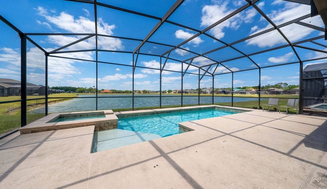 7BR Crystal Cove Home with Lake View & Pool