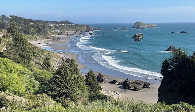 A Romantic Getaway at the "White Water Cove" At Ocean View Rainbow Rock!