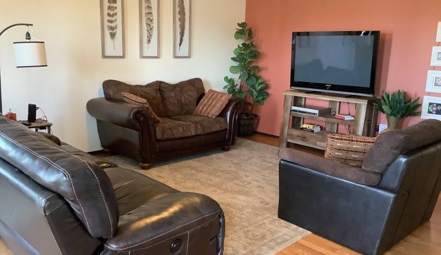 A roomy quiet private duplex. Located on a cul de sac area with limited traffic in Pendleton