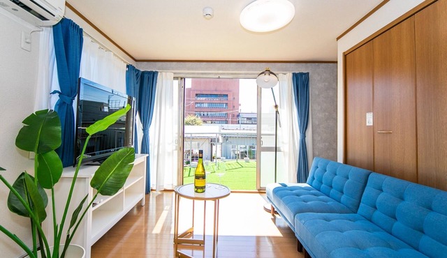 Accommodates 10 people pets allowed private house 5 minutes walk from Kintetsu Yokkaichi Station /Yokkaichi Mie in Yokkaichi
