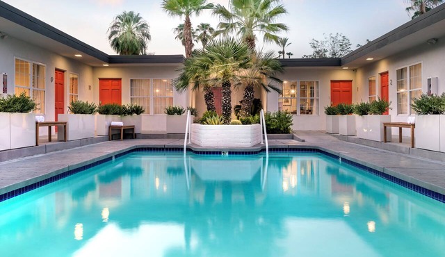 ADA 2BR + Kitchen + Shared Pool | Old Las Palmas | The Weekend in Palm Springs