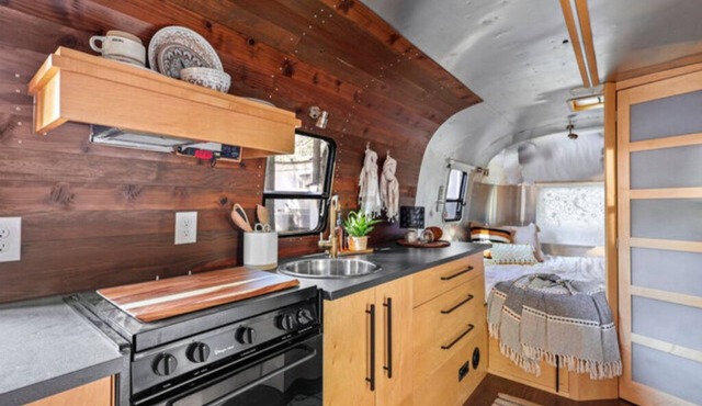 Airstream - (Buckeye)