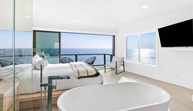 Aquazzura by Stay Awhile Villas