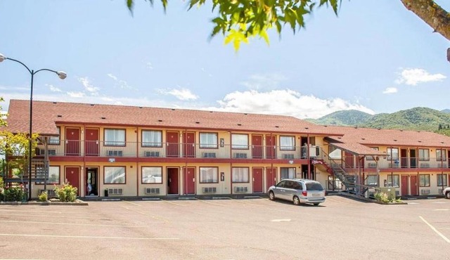 Ashland Valley Inn