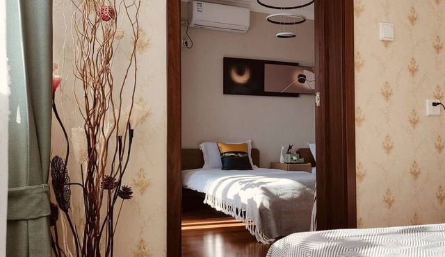 ATRIUM FENGZHU HOMESTAY