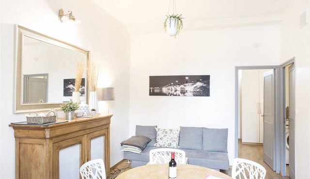 Augustins, nice apartment with parking at 300 meters in the city center in BORDEAUX