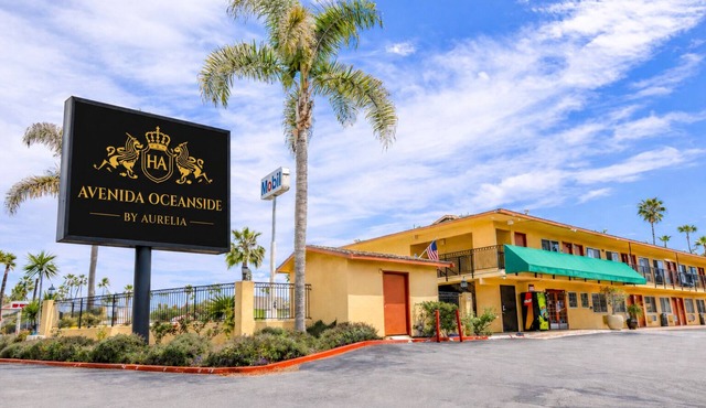 Aurelia Oceanside