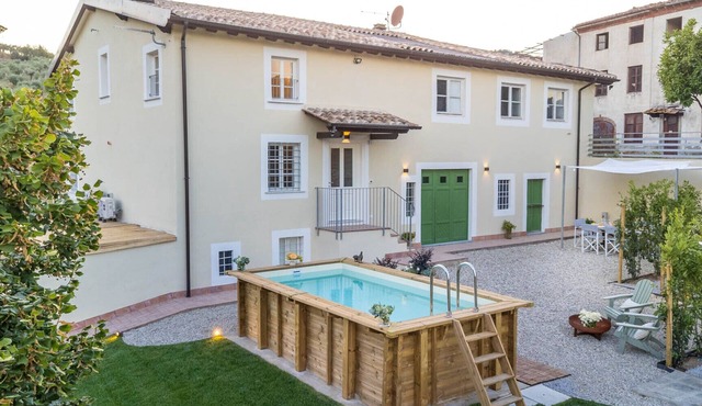 Authentic Tuscan Getaway with Pool in Lucca