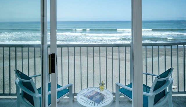 Beachfront Inn