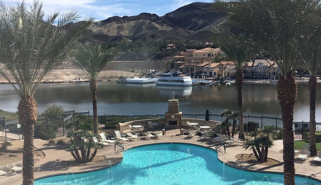 Beautiful Lake Las Vegas 2 bedrm 2 bath Condo on the Lake !