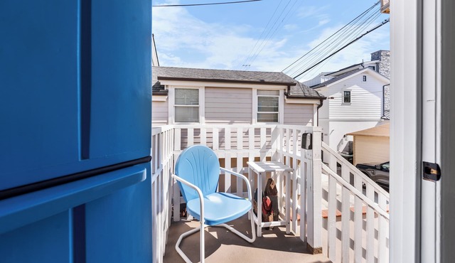 Beautifully Updated Historical Cottage Retreat with Garage!