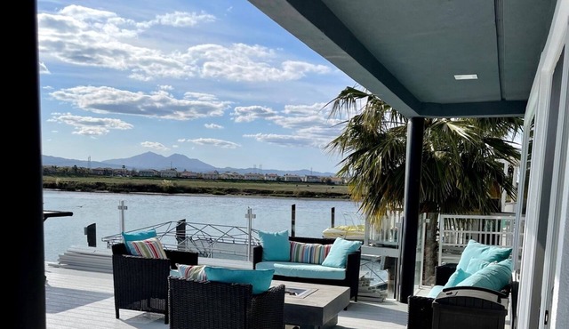 BIG WATERFRONT HOME- Discovery Bay Deep Water Home W/Private Dock