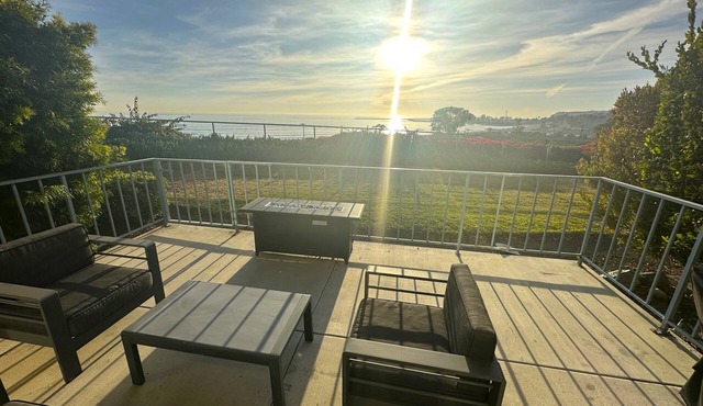 Book HARBOR VIEW Luxury 3BR Panoramic Ocean & Harbor Views