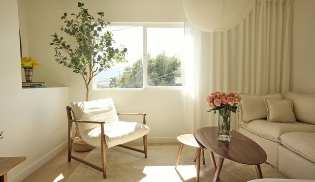Brand new community- Prime Highland Park! Unit 2