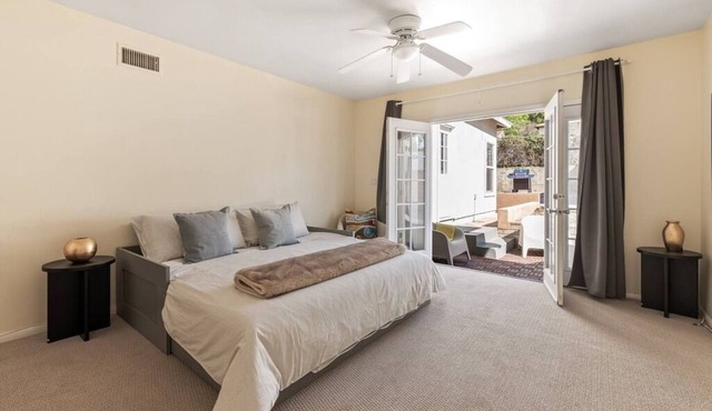 Bright & Cozy Home in La Crescenta