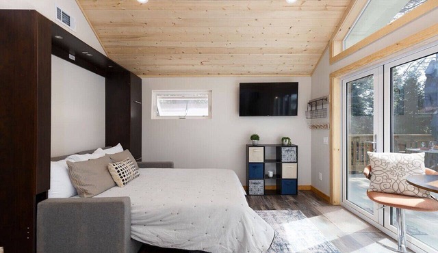 Bugsy’s Inside Out Hideaway | FIFA Ready!