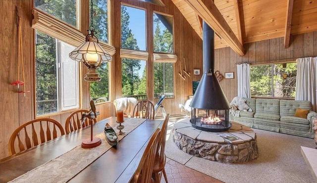 Cabin 3bed 2bath 10min to Pinecrest Lake, Hiking, Ski for 6ppl