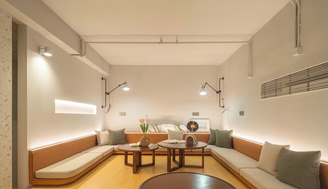 Captain 5 Youth Hotel