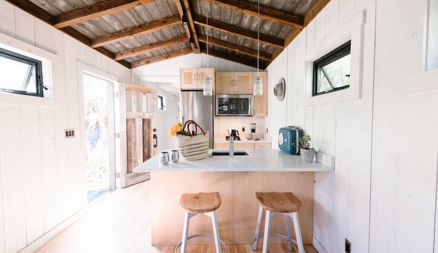 Caravan Outpost