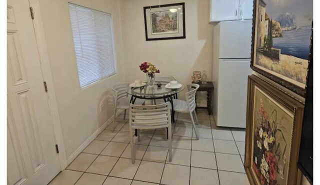 Charming 2-bedroom house in National City with fitness room