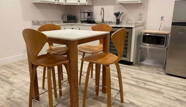Charming 3BR 1BA Apt in Mission