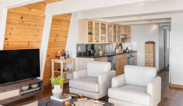 Chickaree & Chickadee Buyout by AvantStay | 2 Sister Cabins