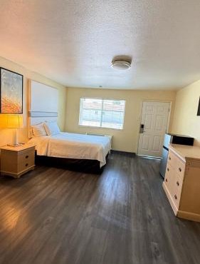 Citrus Inn & Suites