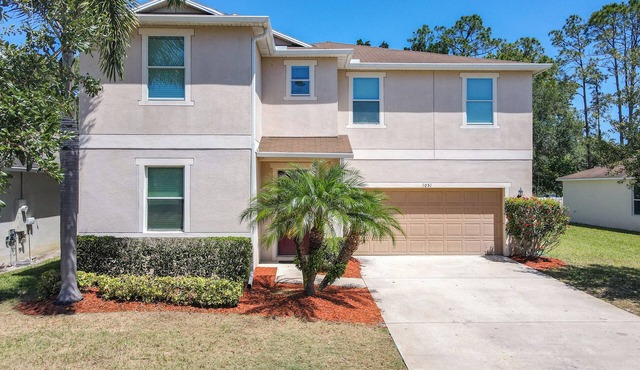 Cost-effective pool home from 190/NT! NEAR Major theme parks