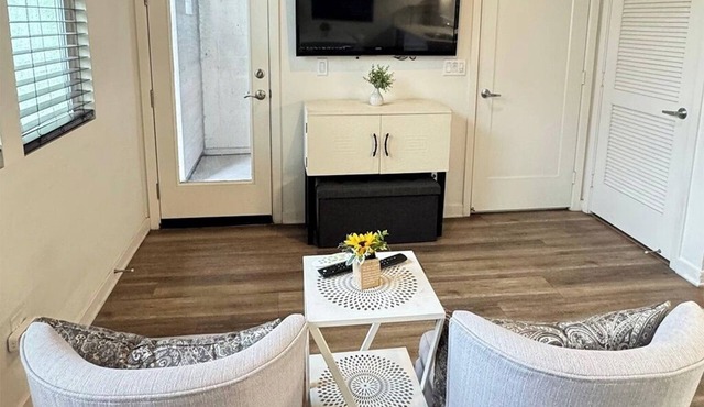 Cozy 1BD 1BA Retreat; Kitchenette; In-Unit W/D