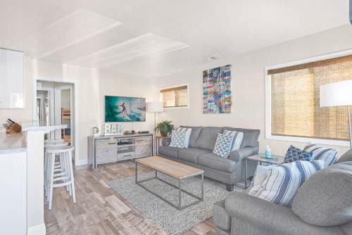 Cozy 2Br Cottage W Ac, Prime Location One House From Sand By Beachview Rentals