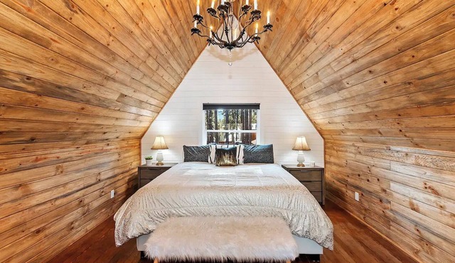 Cozy Coy Cabin with AC/Heating & Hot tub