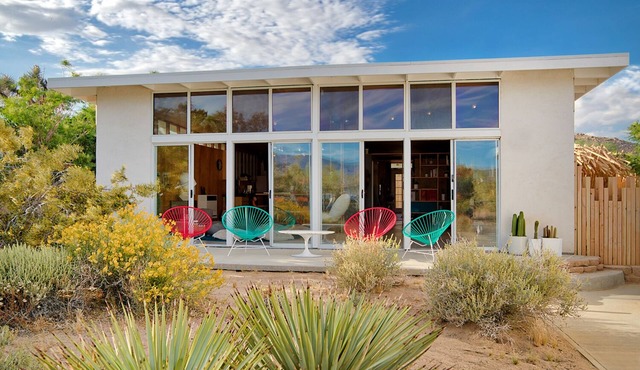 Creative Desert Retreat in the heart of Joshua Tree