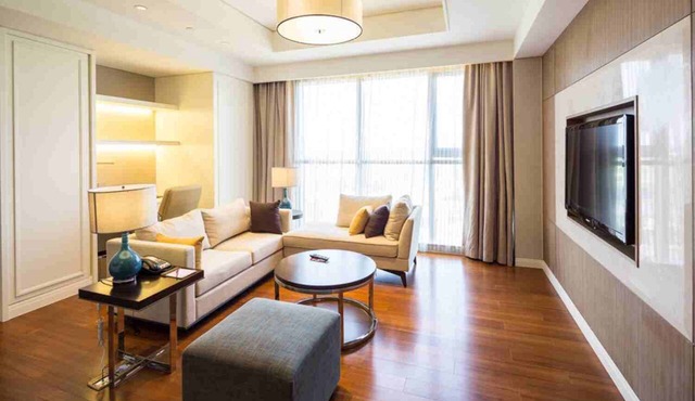 Crowne Plaza Shanghai Anting - 20 Minutes drive to National Exhibition and Convention Center & 15 Minutes drive to F1