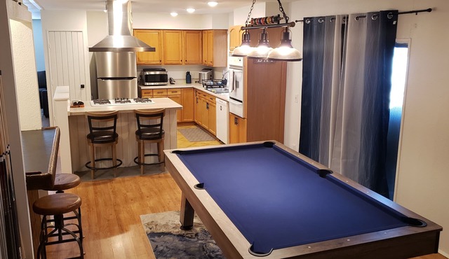 Desert, Lake & River Retreat. 15 mins to Laughlin. Close to everything.