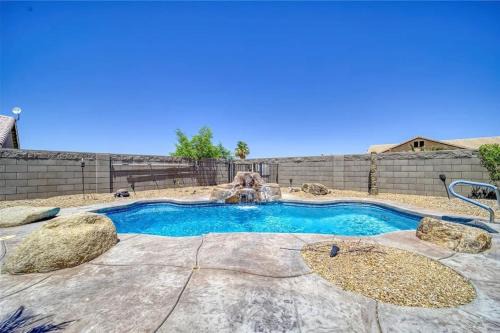 Desert Oasis with Pool, Casita, RV Parking and full hookups