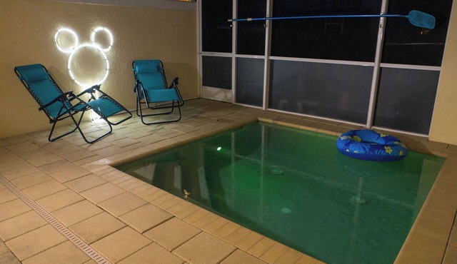 Disney Area 3BR Townhouse/Private Pool + Arcade/Sleeps 8