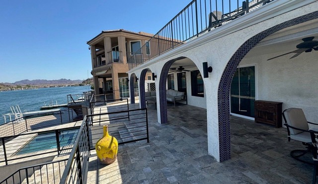 Dockside Dream on the Parker Strip