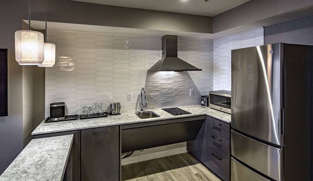 DoubleTree by Hilton Hotel Modesto