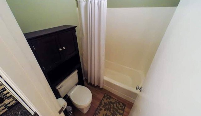 entire home for rental near beach, heated pool and hot tub jucuzzi, weight room.