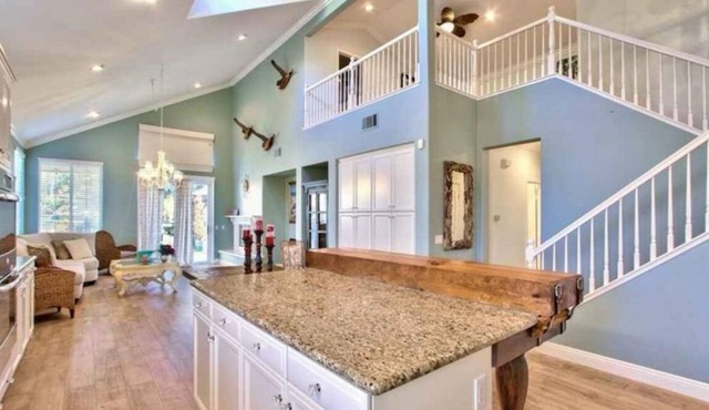 Exotic Northshire Single story home